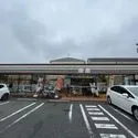 港南台つぐみ１５号棟 セブンイレブン横浜港南台9丁目店（コンビニ）まで約240m（徒歩3分）