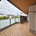 横浜市青葉区青葉台１丁目 バルコニー
