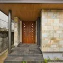 横浜市青葉区青葉台１丁目 玄関
