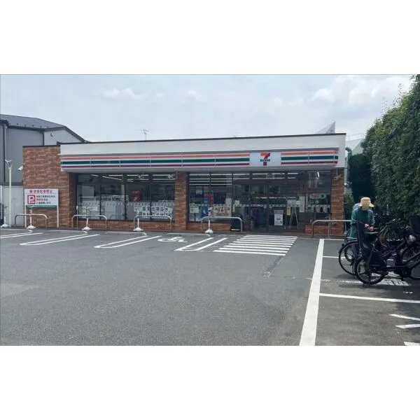 世田谷区船橋５丁目 セブンイレブン 世田谷経堂３丁目店（コンビニ）まで約470m（徒歩6分）