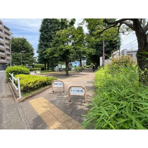 世田谷区船橋５丁目 世田谷区立西経堂第二児童遊園 (おさんぽ広場)（公園）まで約160m（徒歩2分）