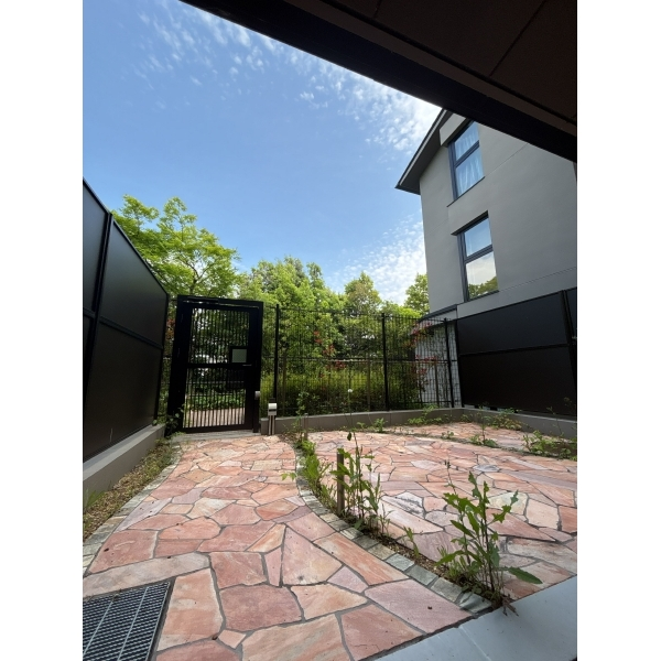 Brillia京都松ヶ崎 専用庭