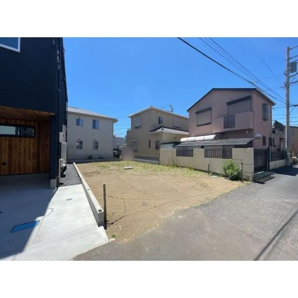 藤沢市鵠沼海岸７丁目 土地（左）