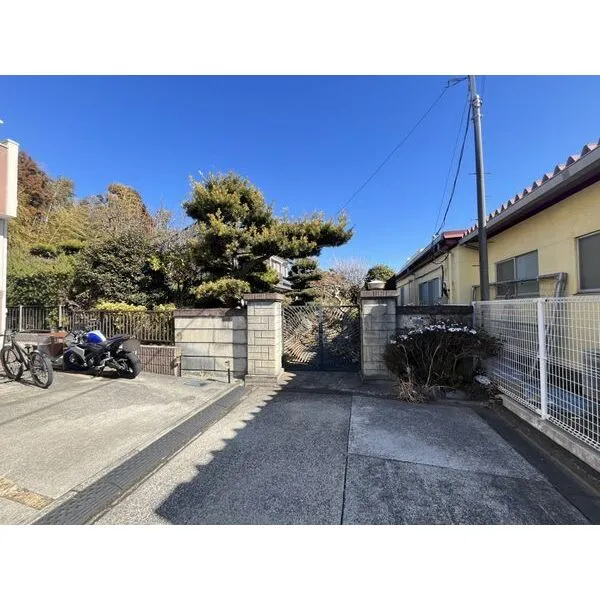 横浜市栄区小菅ケ谷３丁目 【前面道路】建築基準法43条第2項の認定・許可を要する道路状空地