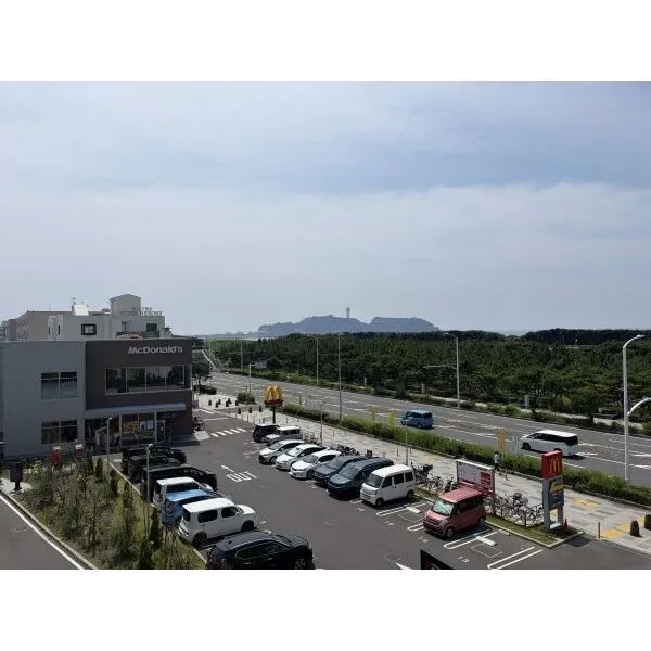 クリオ鵠沼海岸グランロワ ４階南東側バルコニーからの眺望（眺望は永続的に保証されるものではありません）