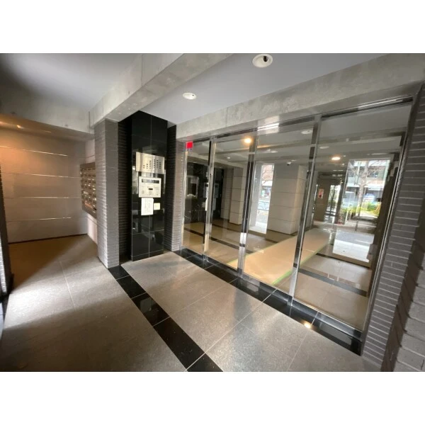 ユニーブル荻窪 エントランス