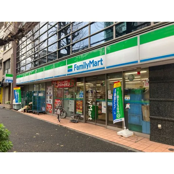 ユニーブル荻窪 ファミリーマート杉並桃井店（コンビニ）まで約180m（徒歩3分）