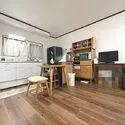 川崎市幸区紺屋町 ＜1階・リビングダイニング＞2025年10月リフォーム履歴あり（全室クロス貼替、1階フローリング張…