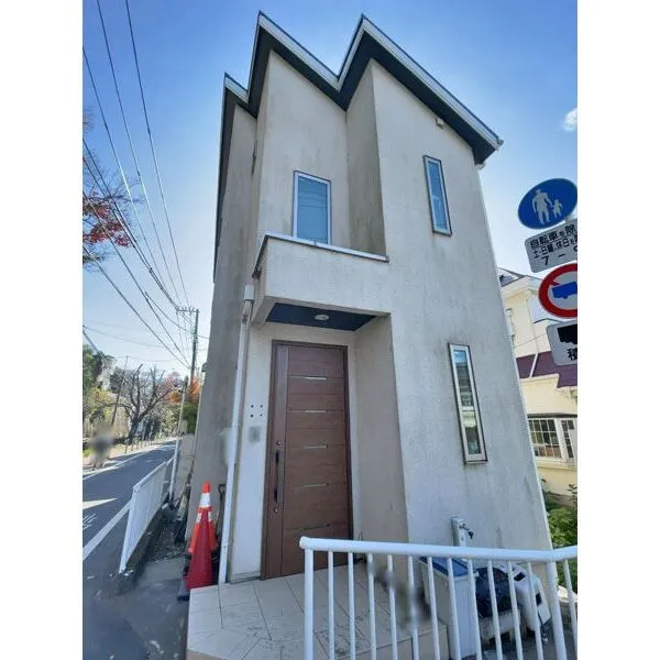 大田区田園調布５丁目 2009年12月築