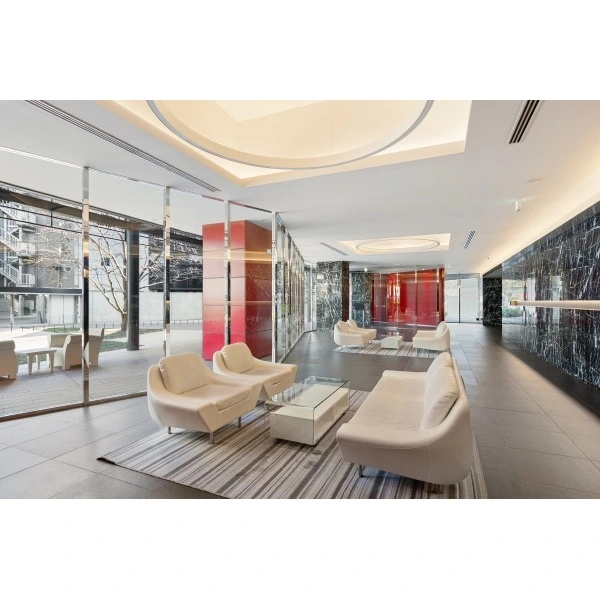 グランドミレーニア エントランス