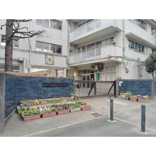 ライオンズステーションタワー松戸 松戸市立相模台小学校（小学校）まで約450m（徒歩6分）