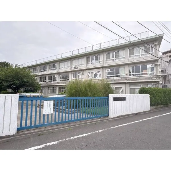 小平市上水本町1丁目 小平市立小平第四中学校(中学校)まで約2000m(徒歩25分)