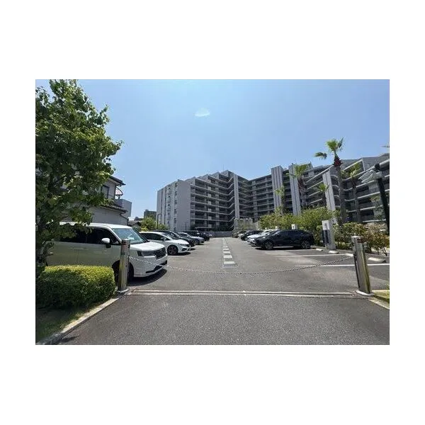 ライオンズ上小田井オアシスプレイス 駐車場