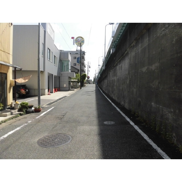 名古屋市中川区万場５丁目 南側道路