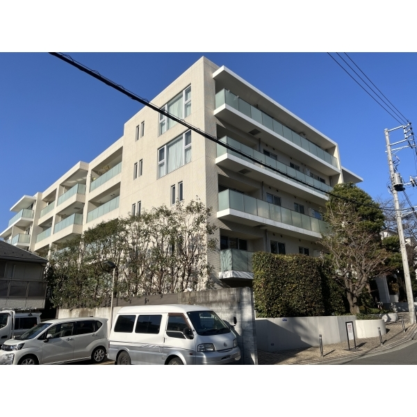 神宮前五丁目ブランシェ 外観