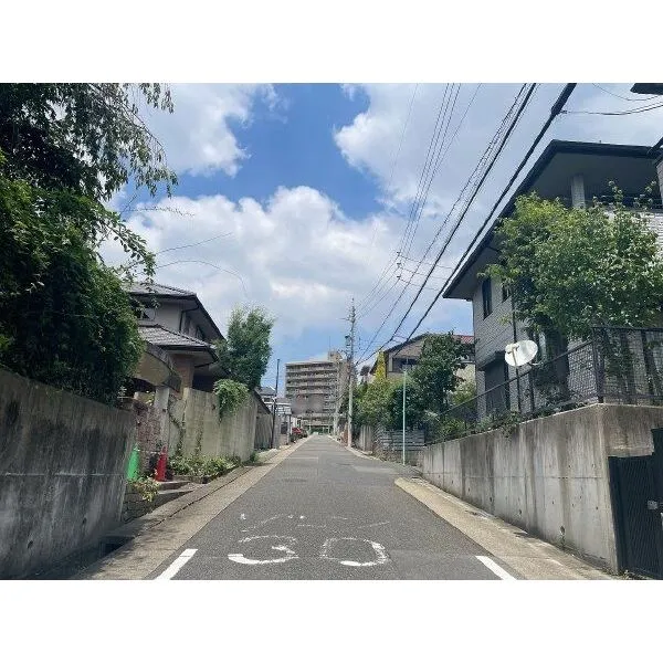 名古屋市緑区小坂２丁目 前面道路（北東側）