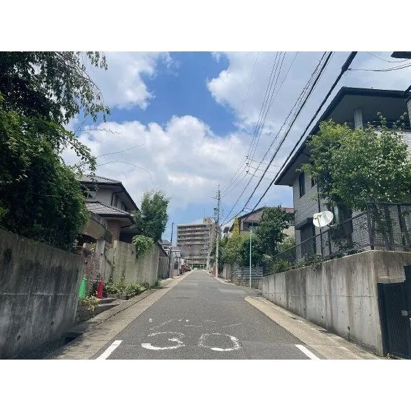 名古屋市緑区小坂２丁目 前面道路（北東側）