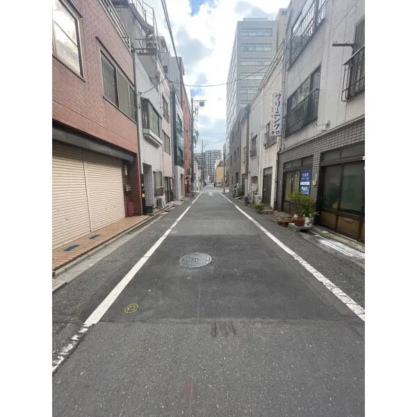 台東区東上野５丁目 前面道路