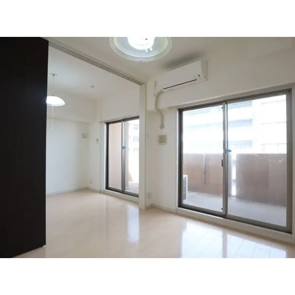 エグゼレジデンス千林駅前 約8.2帖のリビングダイニングキッチンです。