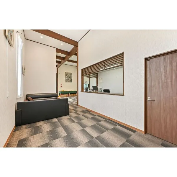 成田市前林 フロント