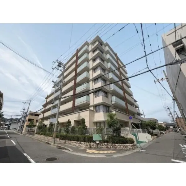 ワコーレ須磨月見山アルジェ 現地外観写真