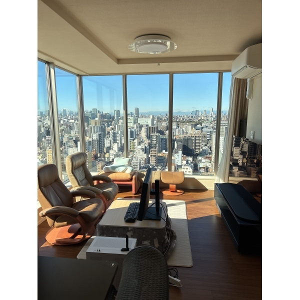 浅草タワー 写真の家具、調度品等は価格に含まれません。