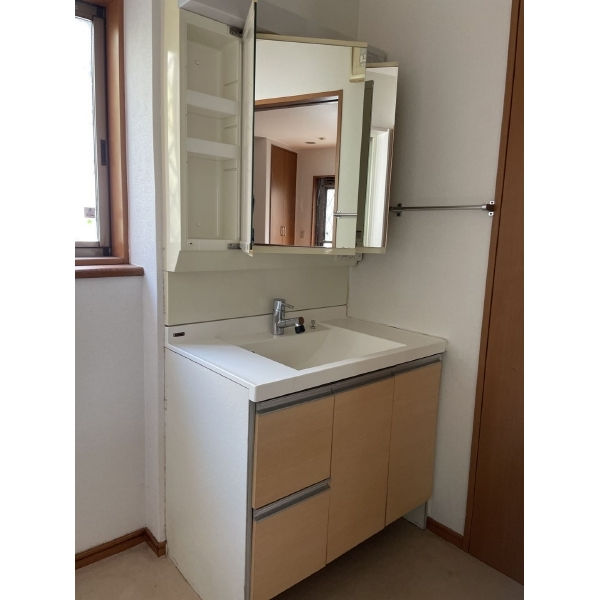 西宮市甑岩町 洗面室