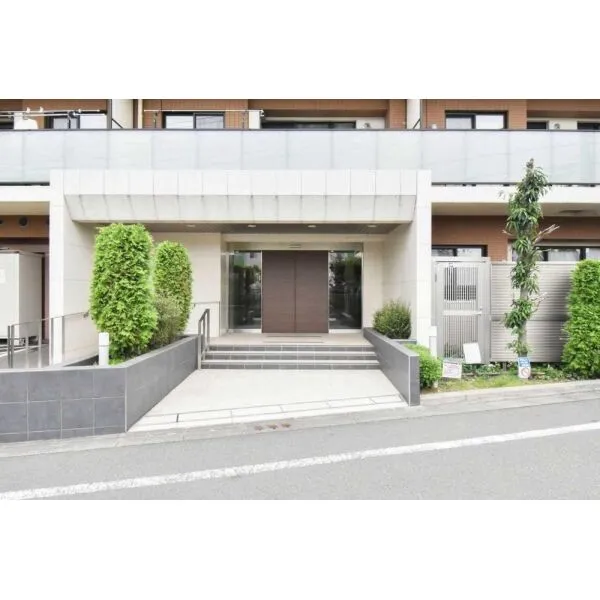 アーリアレジデンス南町田 アプローチ