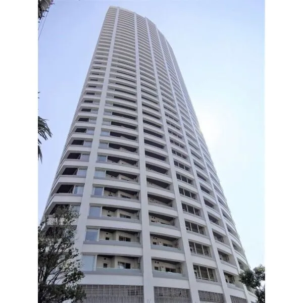 パークハウスプレシアタワー 総戸数３１５戸、地上３８階建の免振タワーマンション