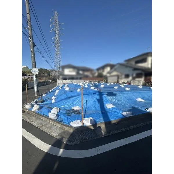 川崎市高津区久地１丁目 現地(対象地は手前角地です) 2026年3月撮影