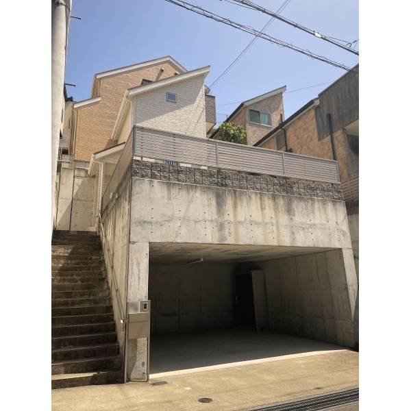 神戸市垂水区歌敷山４丁目 LDK約14畳♪豊富な収納を設け、採光・通風にも配慮された快適な居住空間です