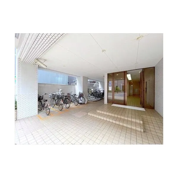 藤和上野コープ マンション入口