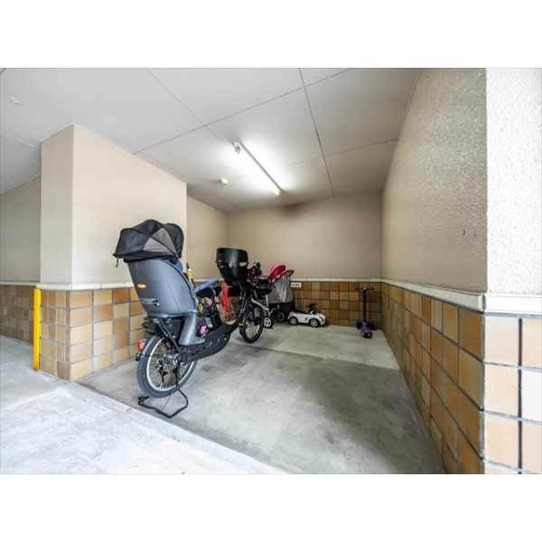 アクト南山館北棟 駐輪場
