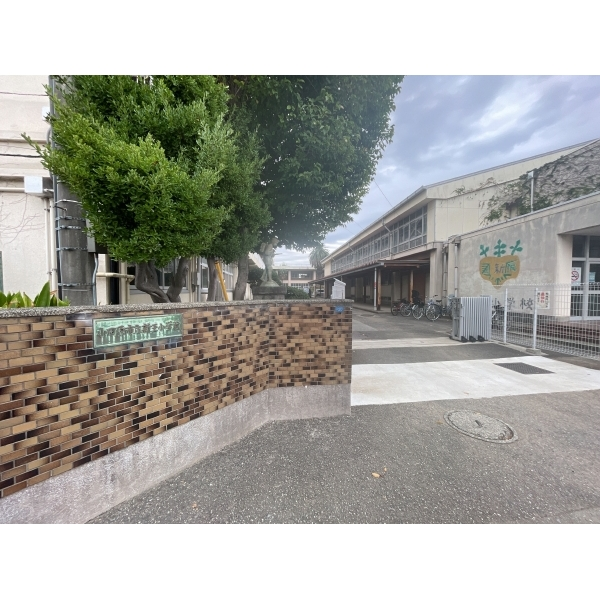 小田原市中町３丁目 小田原市立新玉小学校（小学校）まで約430m（徒歩6分）