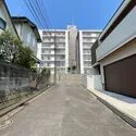 横浜市青葉区しらとり台 北東側前面道路 幅員約5.0ｍ