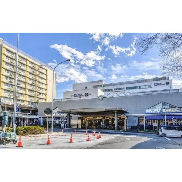 横浜市青葉区しらとり台 東急田園都市線「青葉台」駅(駅)まで約880m(徒歩11分)