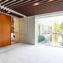 ザ・パークハウス西新宿タワー60 エントランス：4重オートロックのセキュリティ