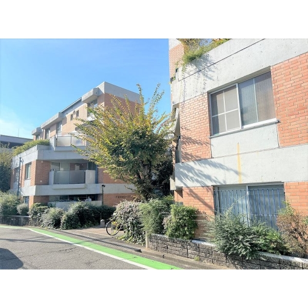 千里中央ローズヴィラ 外観