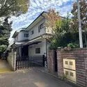 世田谷区成城６丁目 現地外観２（撮影　２０２６．１０）