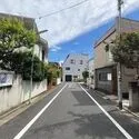 世田谷区若林２丁目 北側前面道路(2)（２０２６年８月撮影）