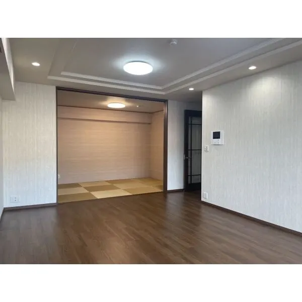 グランドヒルズ岡崎神宮道 LDK