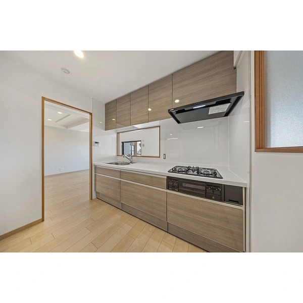 ライオンズヒルズ新松戸 約3.5畳のカウンターキッチン