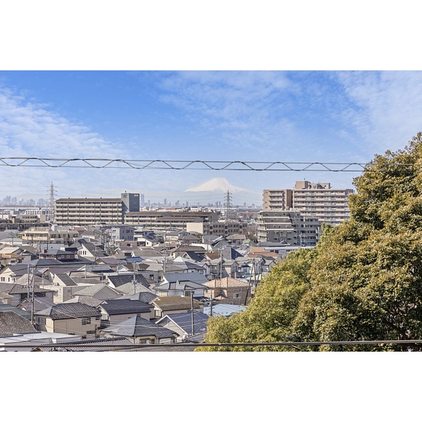 ライオンズヒルズ新松戸 南向きバルコニーからの眺望