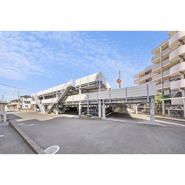 ライオンズヒルズ新松戸 立体駐輪場
