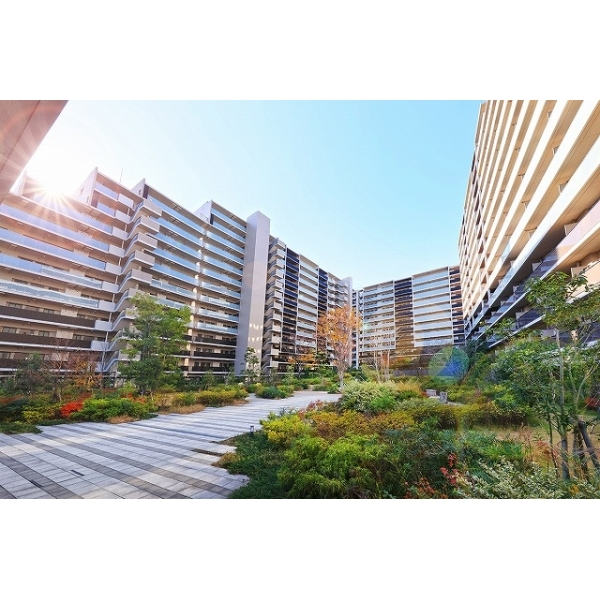 グランアリーナレジデンス 外観