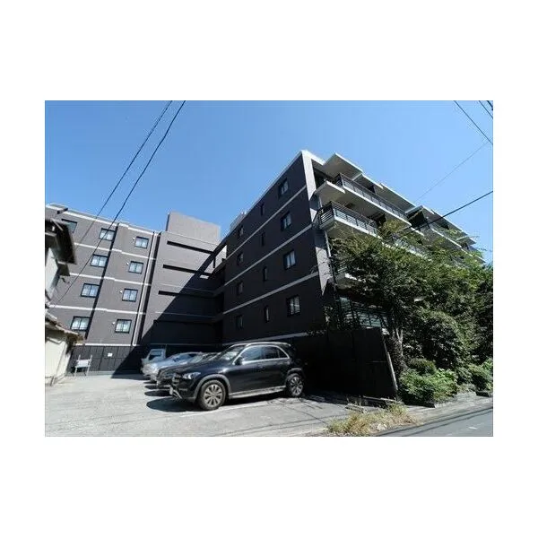 ザ・パークハウス市谷甲良町 現地外観（撮影　２０２６．１０）
