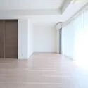 ザ・パークハウス市谷甲良町 ＬＤ　約１８帖