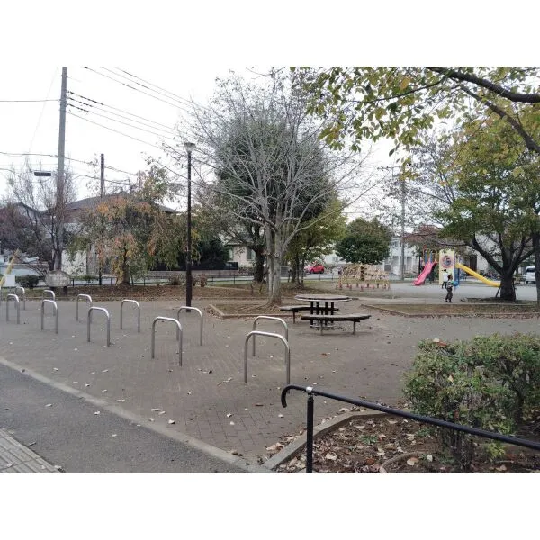 柏市船戸１丁目 柏たなか第三公園（公園）まで約110m（徒歩2分）