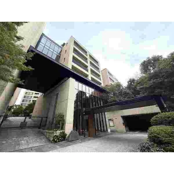 グランドメゾン伊勢山 桜木町駅徒歩6分の立地です。