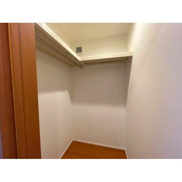 川崎市中原区小杉陣屋町２丁目 WIC(3階）